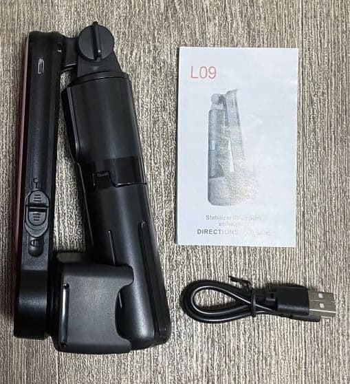 ESTABILIZADOR INTELIGENTE CON LUZ PRO® (Crea videos y selfis como un profesional)