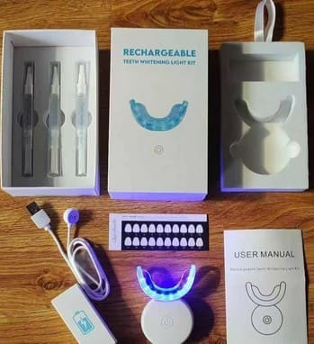 Kit de Blanqueamiento Dental con Tecnología LED